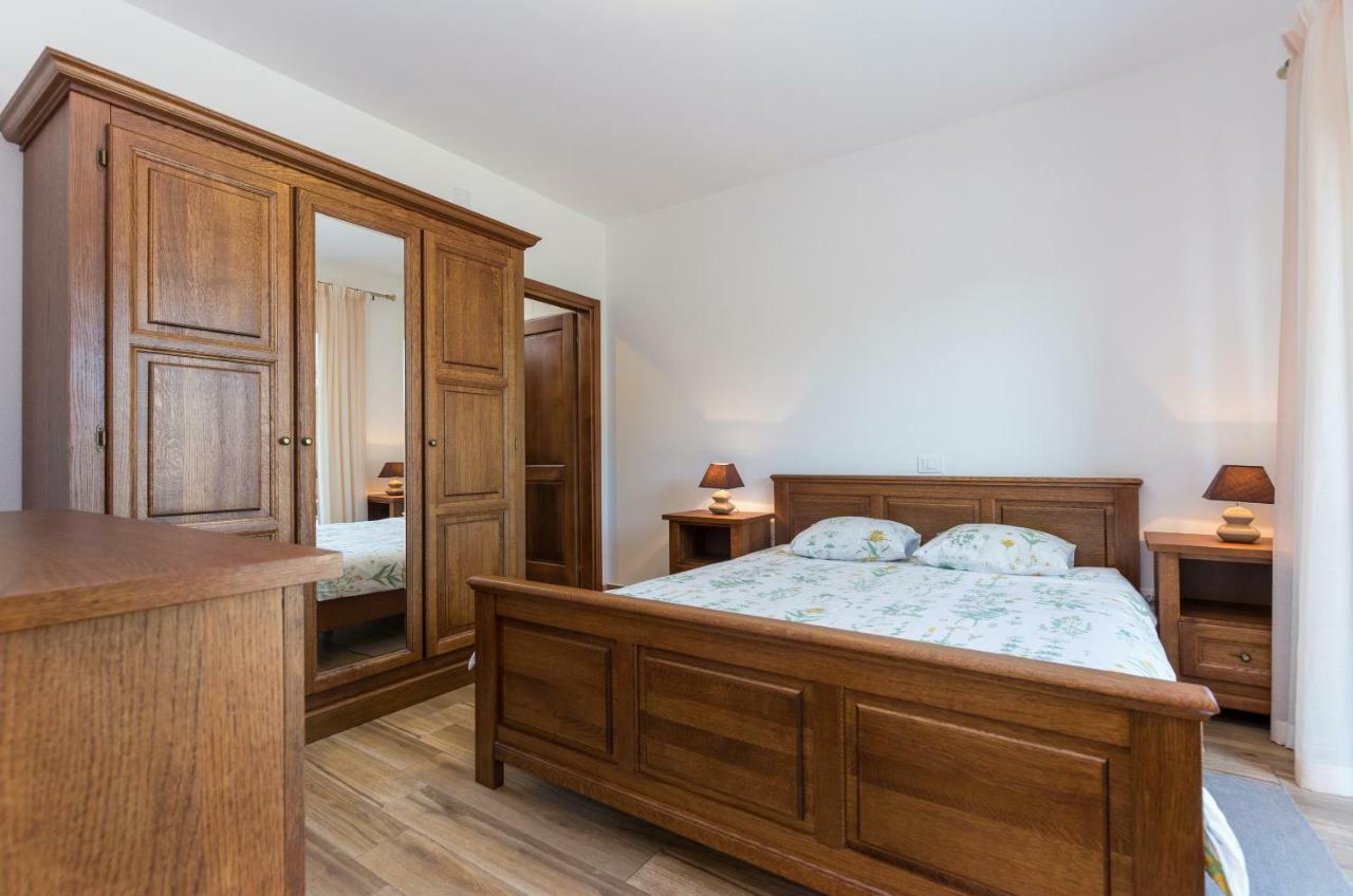 Vila Elida Pazin Ngoại thất bức ảnh
