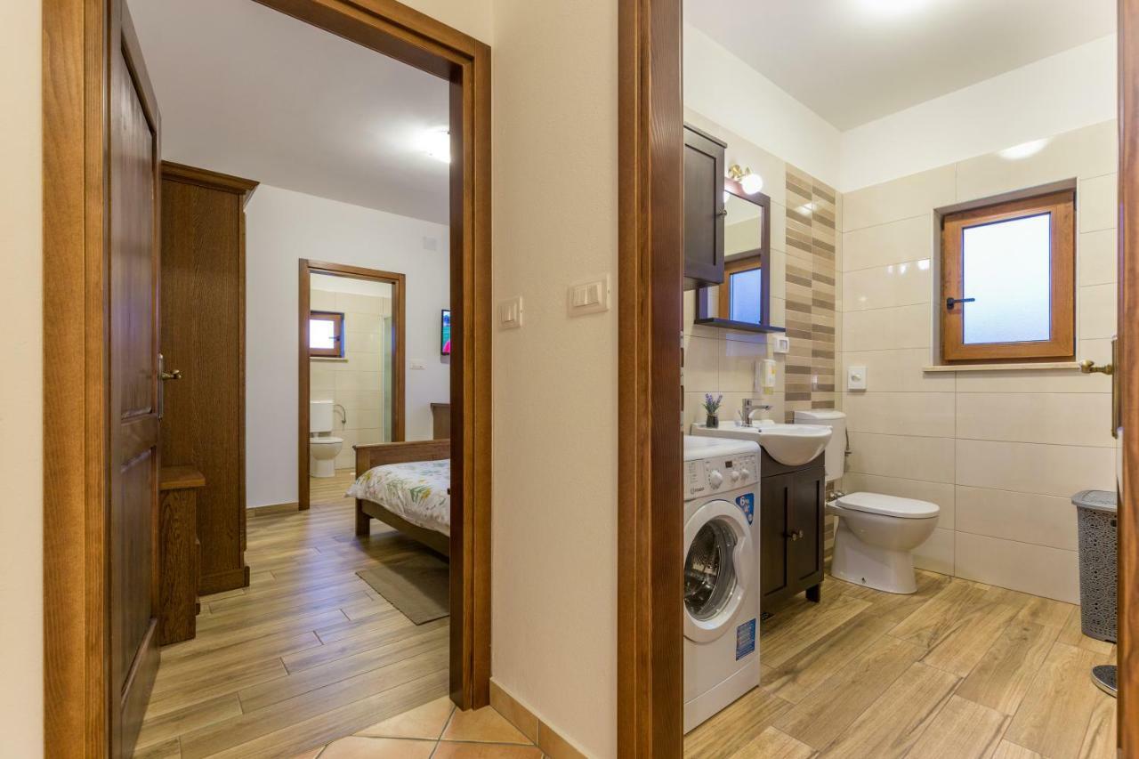 Vila Elida Pazin Ngoại thất bức ảnh