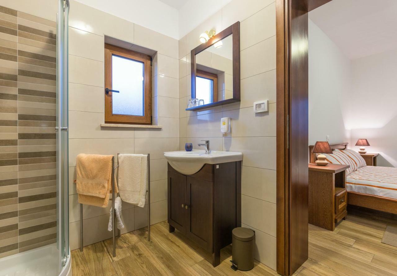 Vila Elida Pazin Ngoại thất bức ảnh