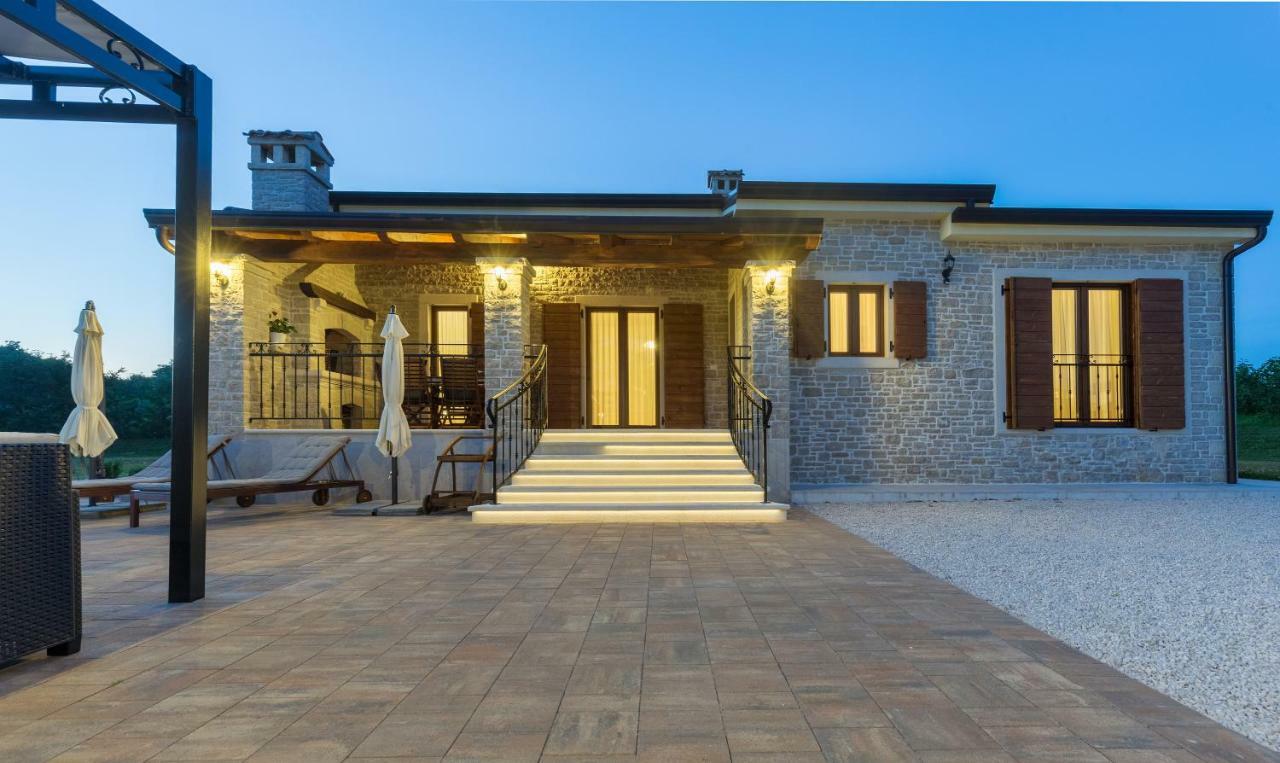 Vila Elida Pazin Ngoại thất bức ảnh
